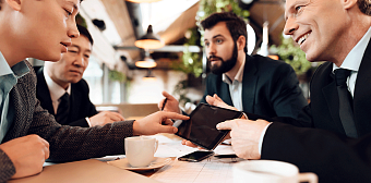 ПРОТИВОРЕЧИВОЕ И НЕПОСЛЕДОВАТЕЛЬНОЕ  ПРОЦЕССУАЛЬНОЕ ПОВЕДЕНИЕ